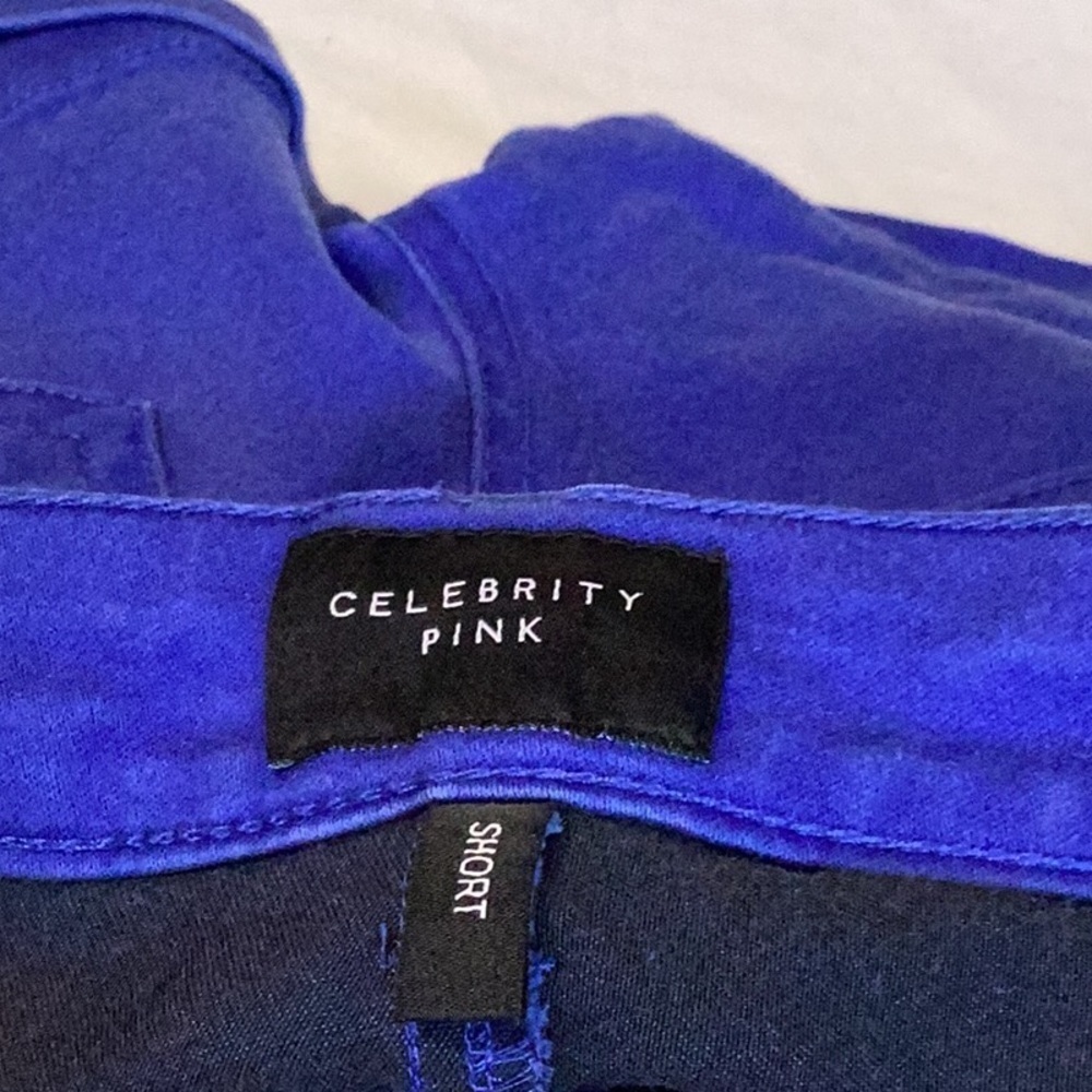 Celebrity pink shorts R4 - Picture 2 of 4